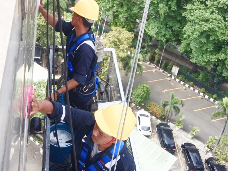 Monitoring Cleaning Service