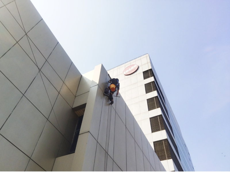 Monitoring Cleaning Service